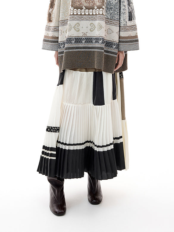 Pattern Mixed Pleats Skirt
