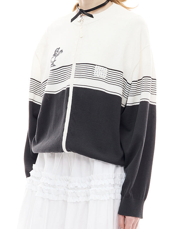 Embroidery Zipper Knit Top