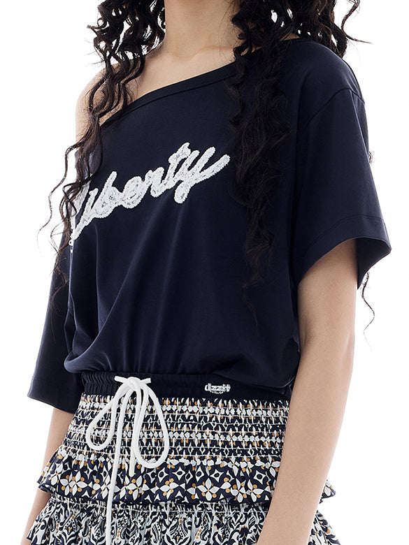 Side Gather One-Shoulder T-shirt