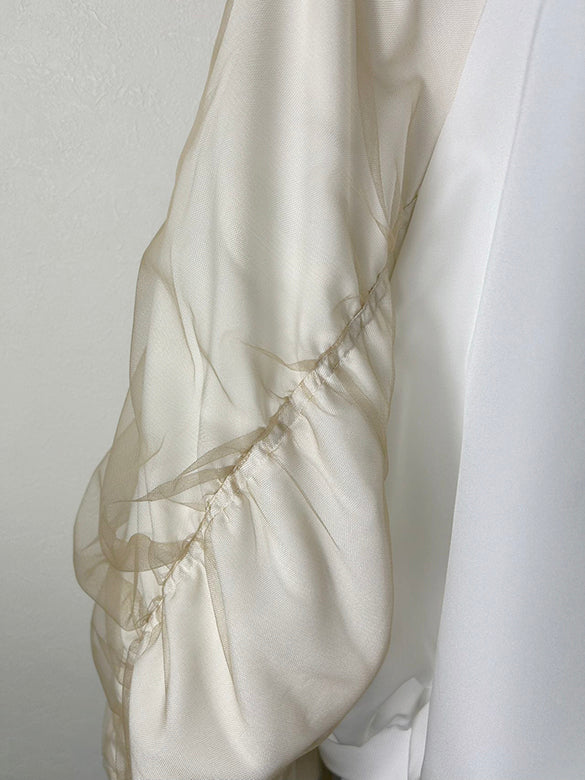 Tulle Combination Gather Sleeves Blouson