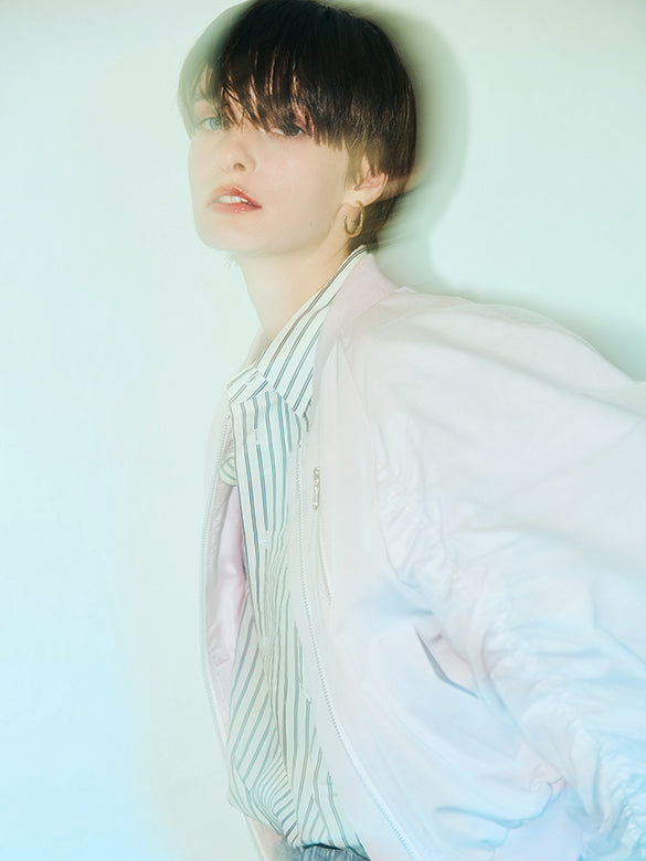 Tulle Combination Gather Sleeves Blouson
