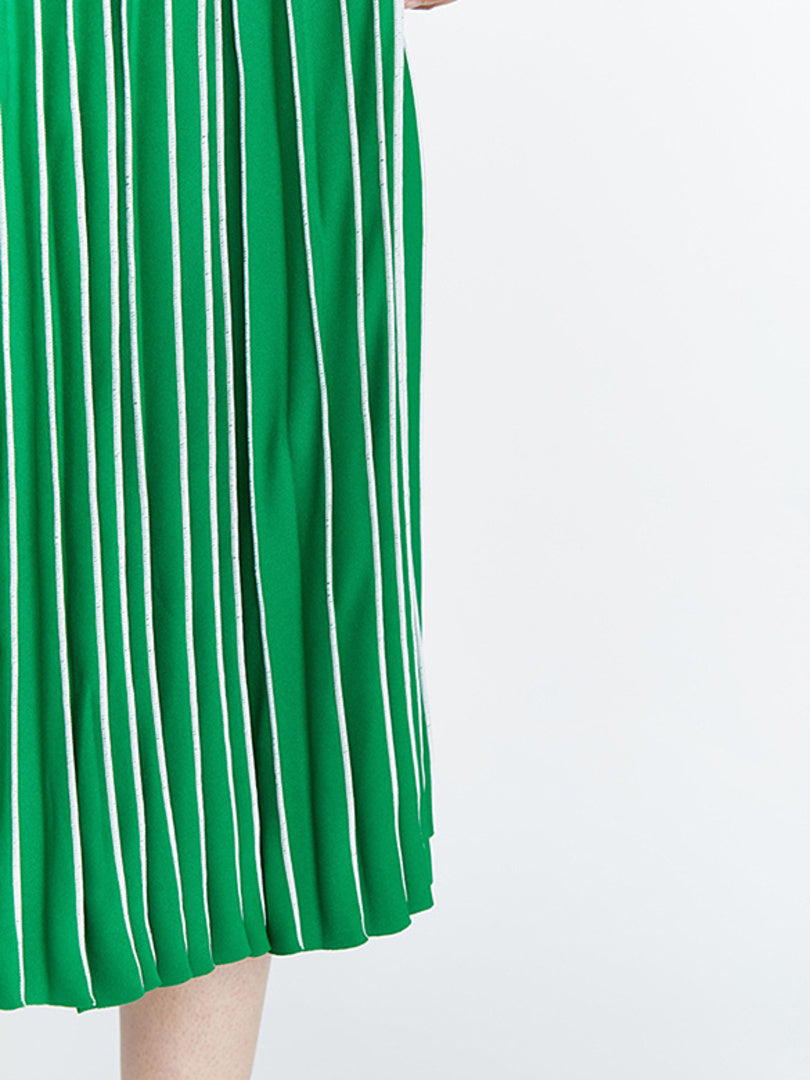 Piping Pleats Green Skirt