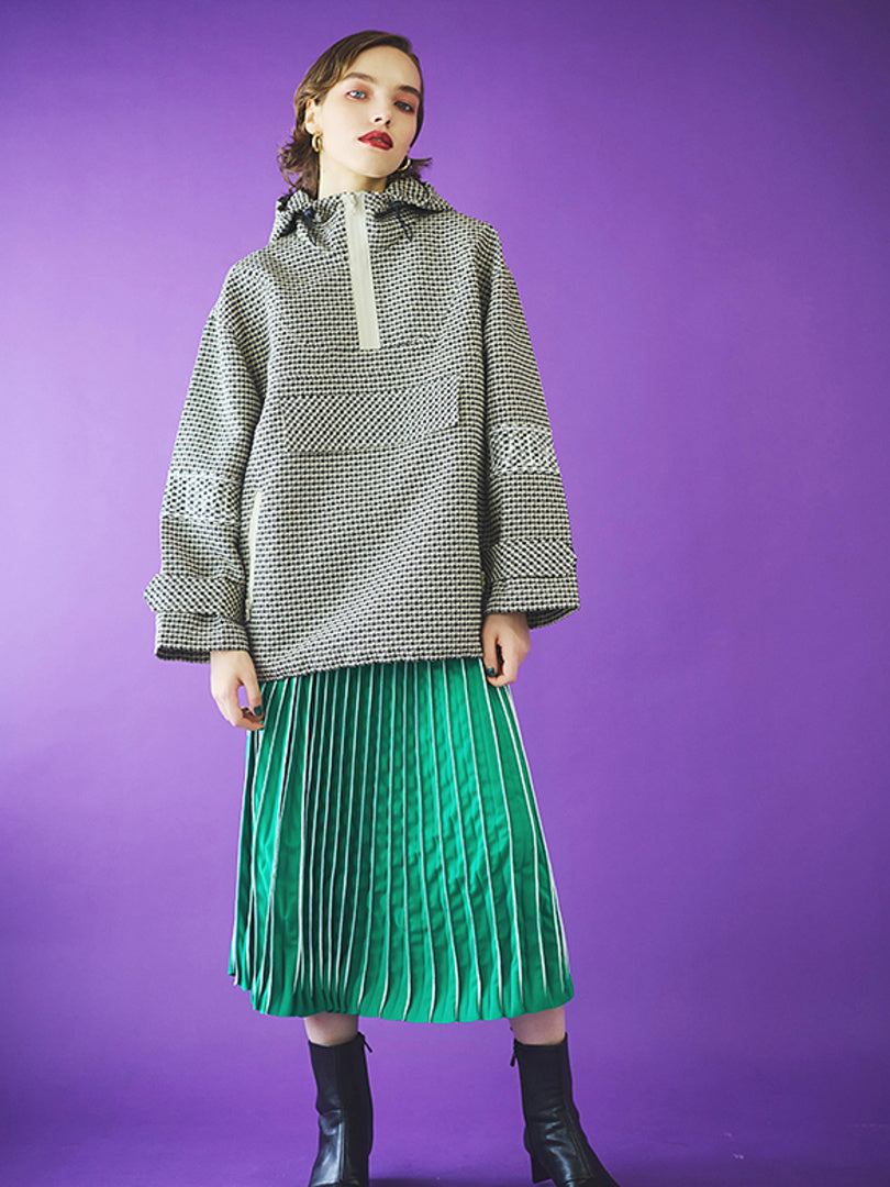 Piping Pleats Green Skirt