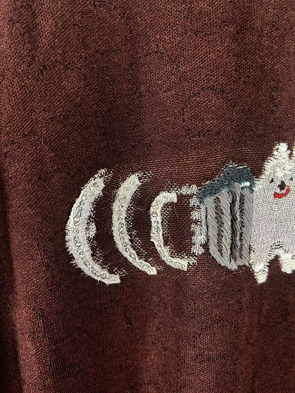 Animal Embroidery Knit Top