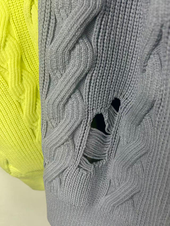 Bi-color Damage Cable Knitting Cardigan
