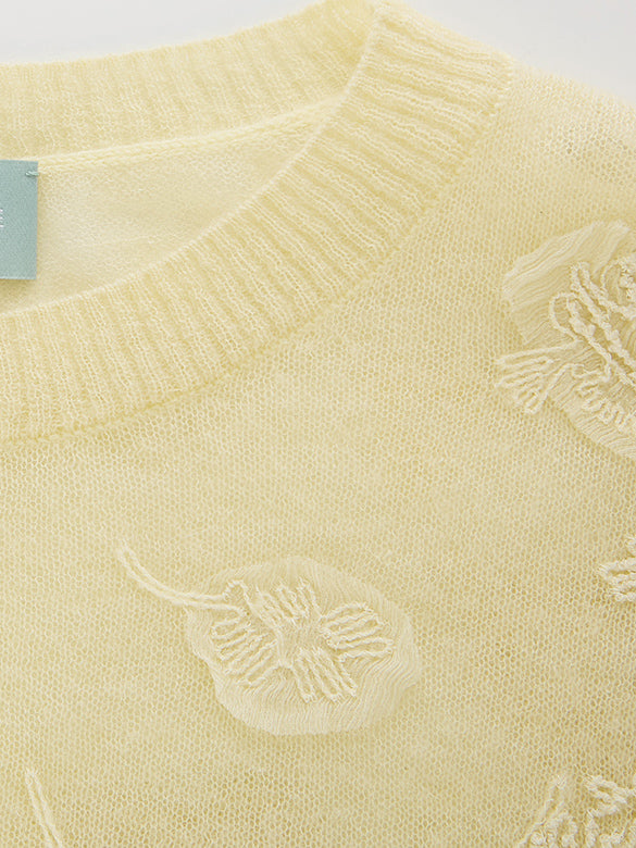 Flower Embroidery Knit Top