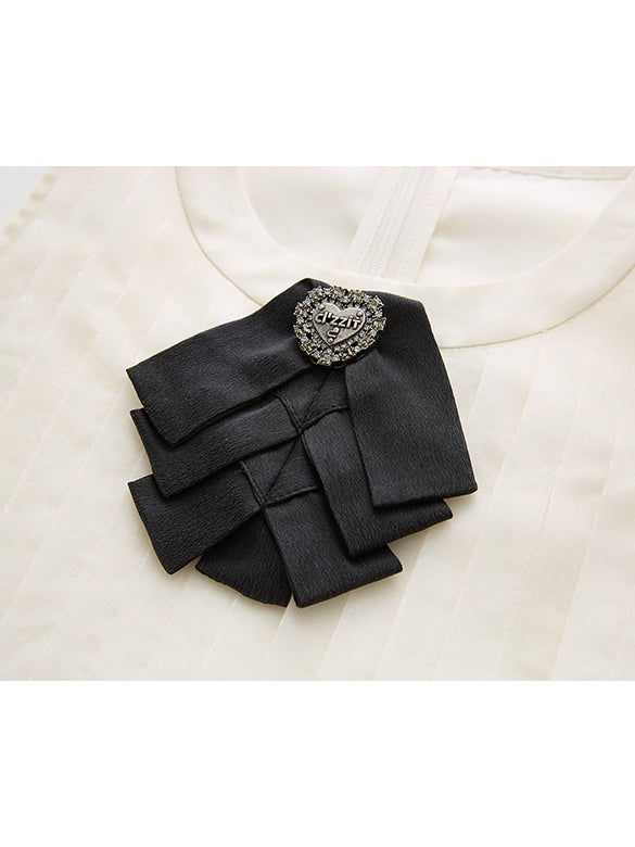 Ribbon Brooch Sheer Sleeveless Top