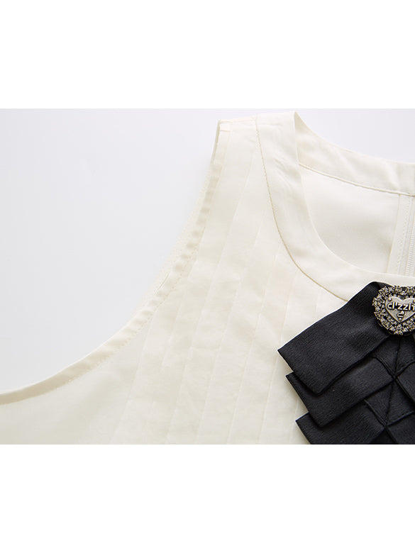 Ribbon Brooch Sheer Sleeveless Top