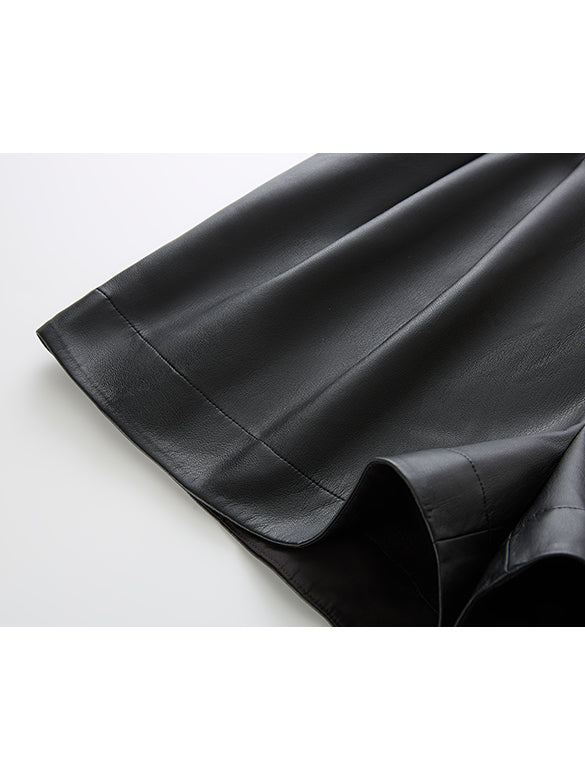 Fake Leather Belted Short Pants