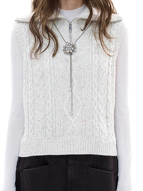 Thin Cable Zipper Sleeveless Knit