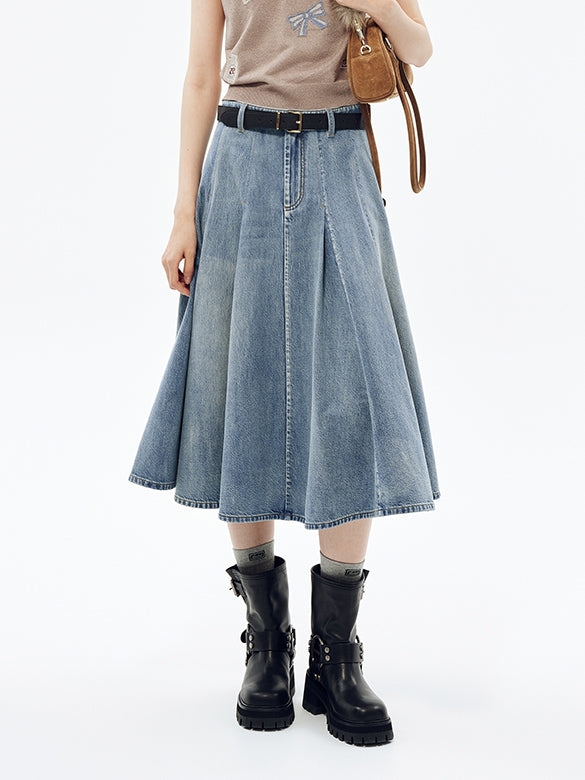 Tuck Design Denim Skirt