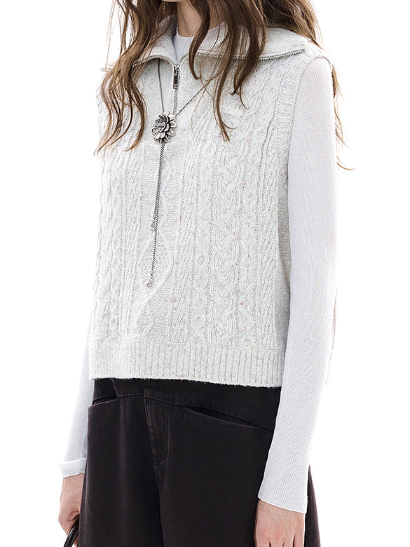 Thin Cable Zipper Sleeveless Knit