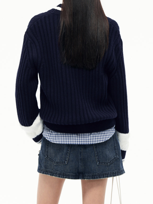 Boa Combination V-neck Knit