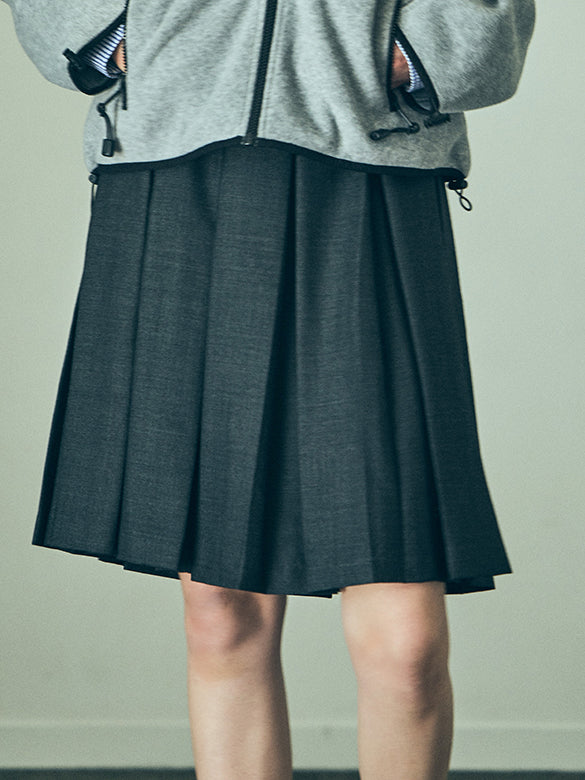 Pleats Belted Skirt