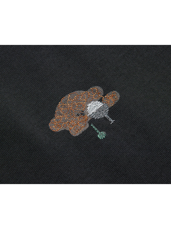 Embroidery Character Pattern T-shirt