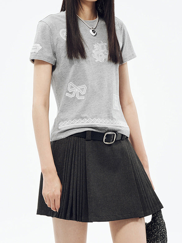 Embroidery Pattern T-shirt
