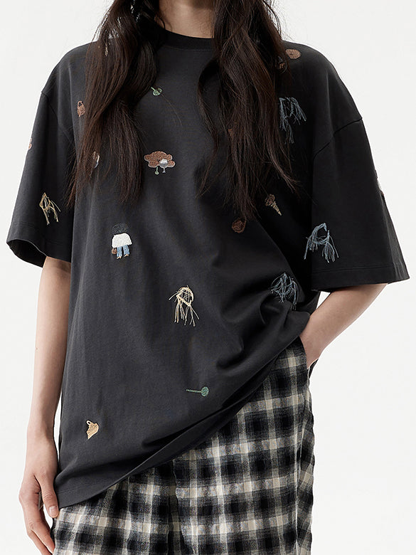 Embroidery Character Pattern T-shirt