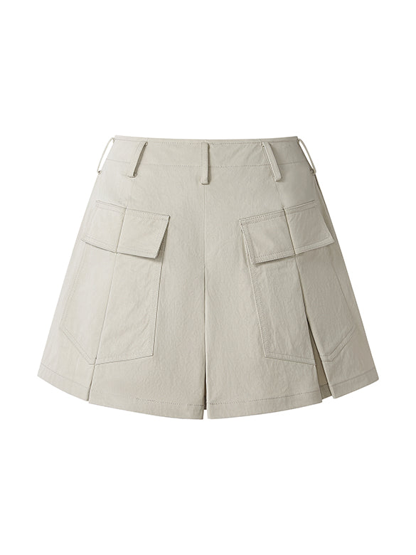 Tuck Short Pants