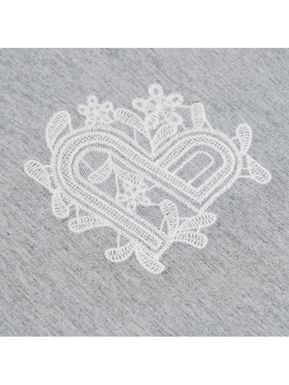 Embroidery Pattern T-shirt