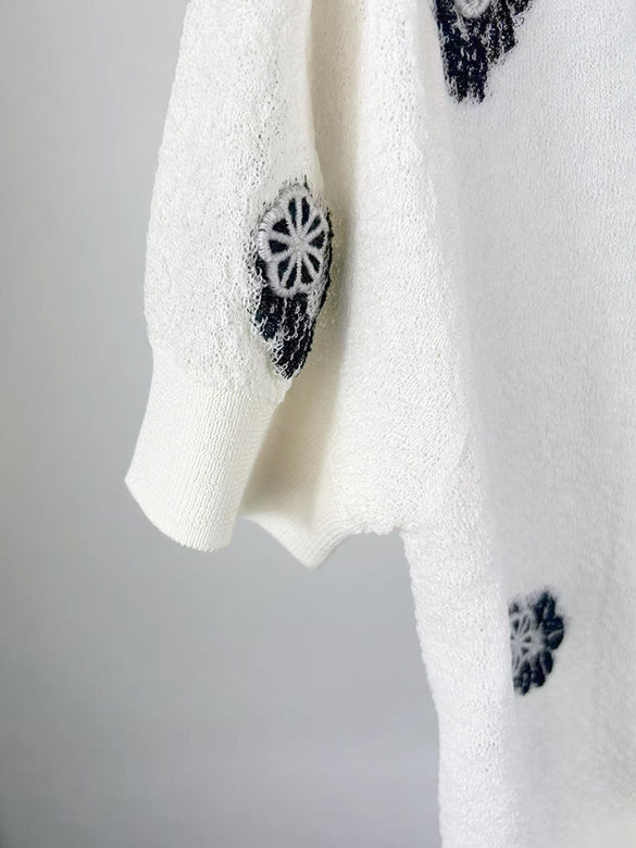 Embroidery Flower Polo Knit