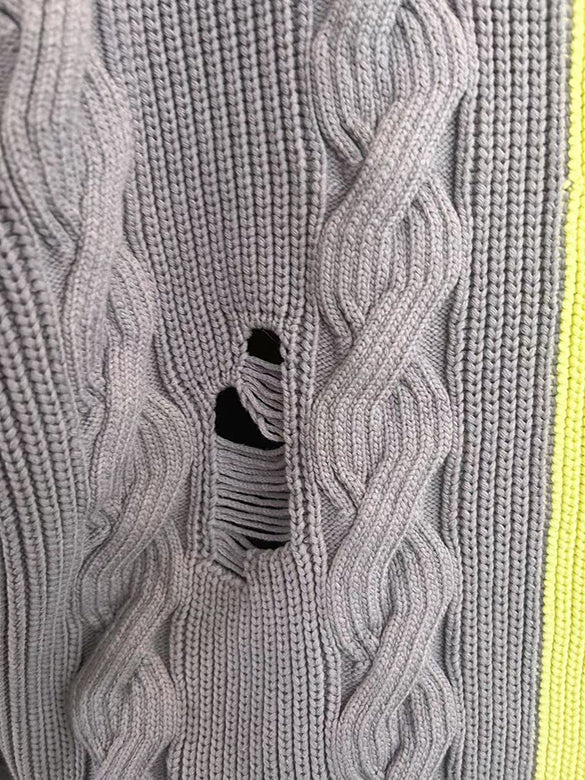 Bi-color Damage Cable Knitting Cardigan