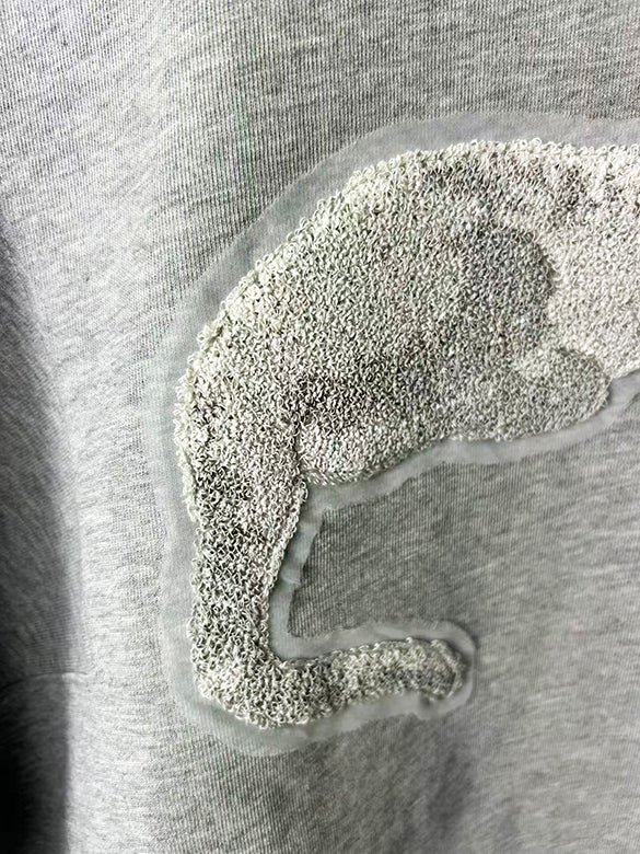 Animal Embroidery Long Sleeves T-shirt