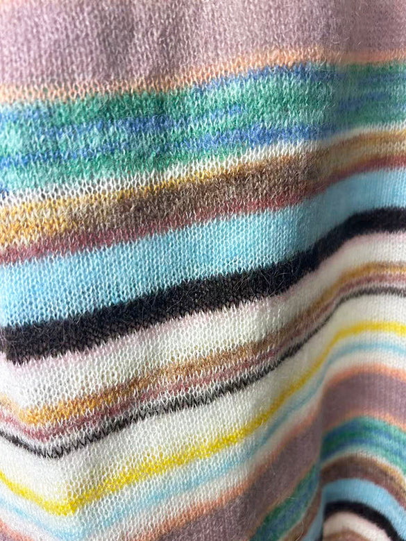 Random Pitch Stripe Color Knit