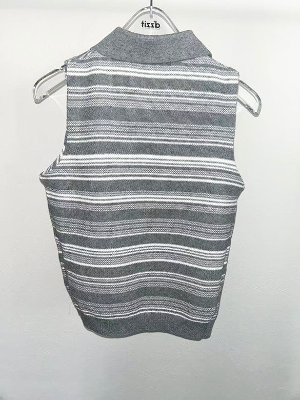Random Pitch Stripe Sleeveless Zipper Knit