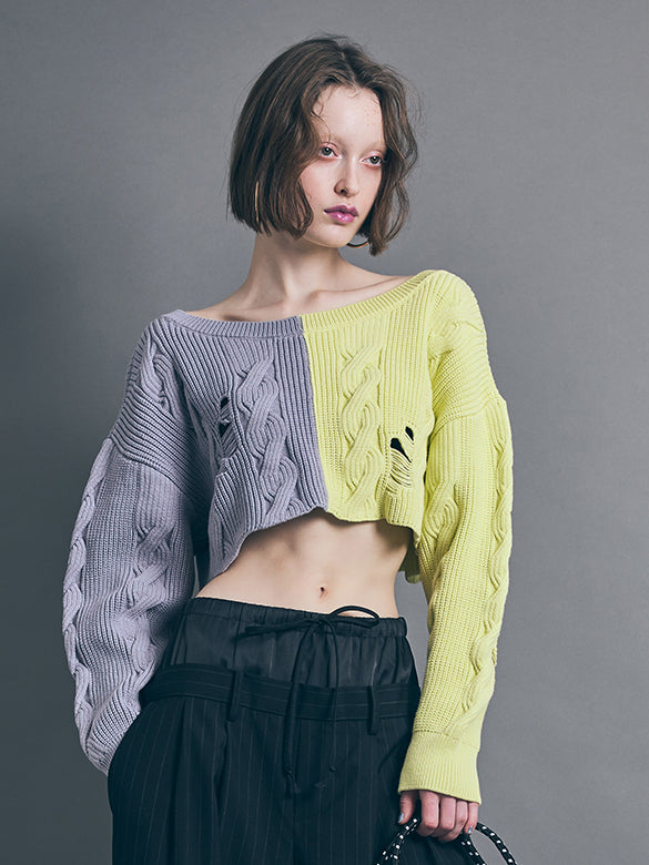 Bi-color Damage Off-shoulder Cable Short Knit