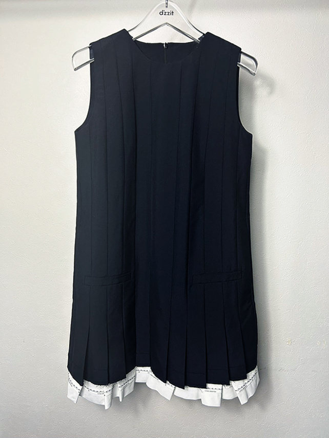 Hem Tape Tuck Dress