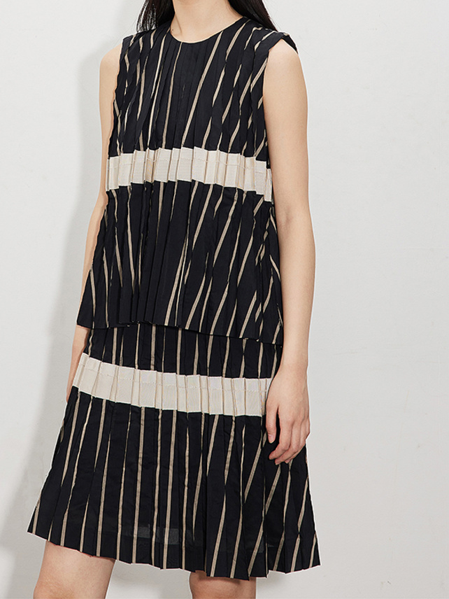 Stripe Pleats Dress