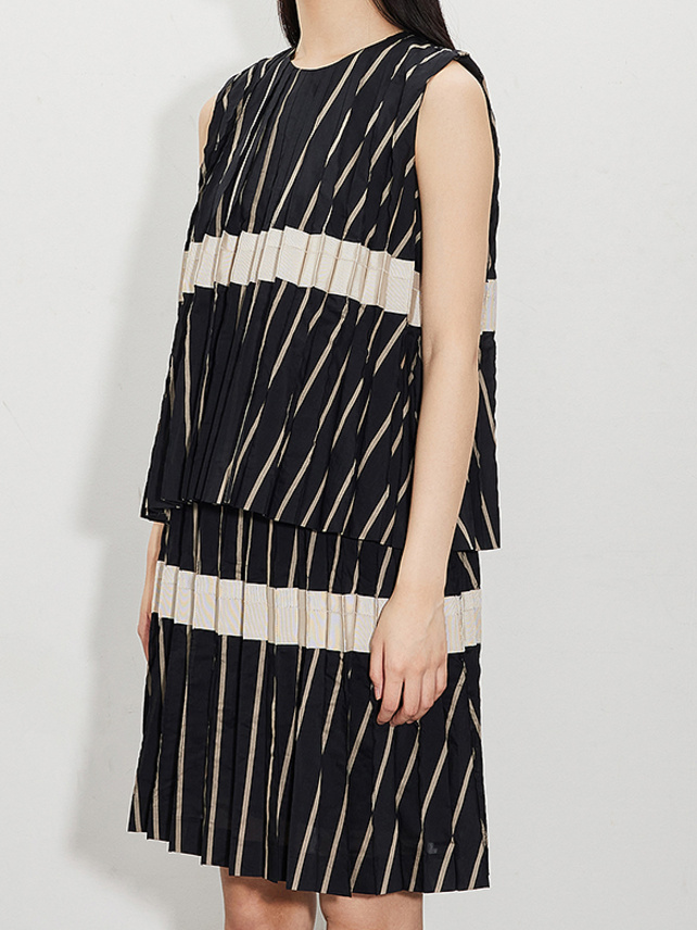 Stripe Pleats Dress