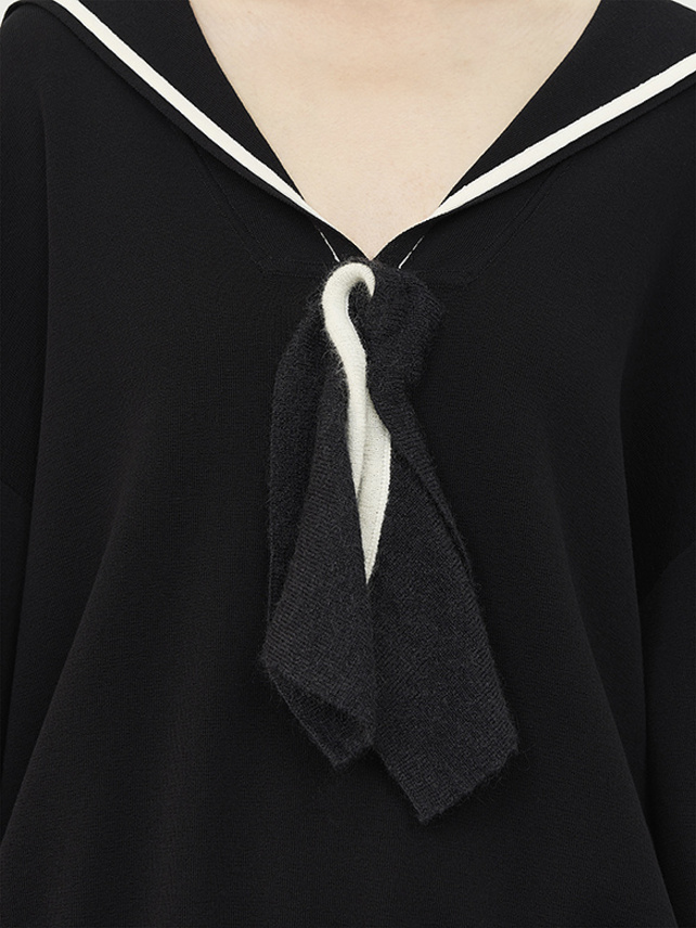 Bi-Color Sailor Collar Knit