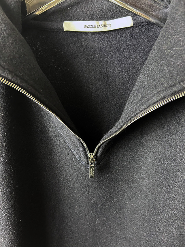 Monogram Line Zipper Top