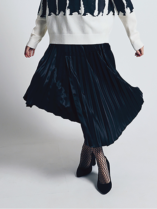 Asymmetry Pleats Skirt