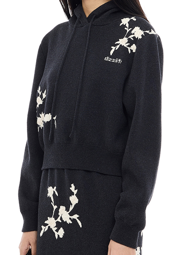 Embroidery Flower Design Knit Short Hoodie